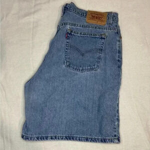 Vintage Levi Jean Shorts. Women's size 18 W. Mom jeans!